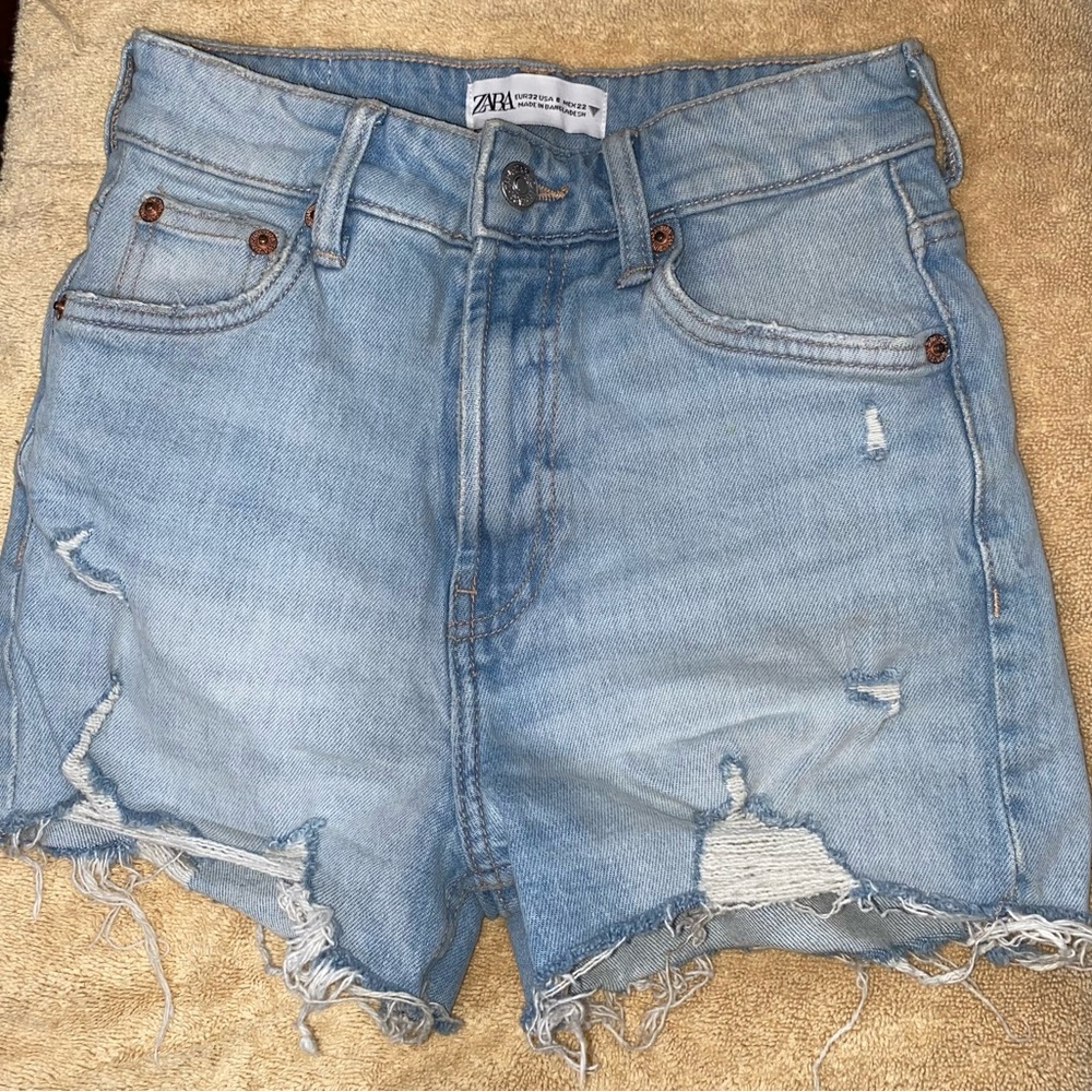High waisted jean short
